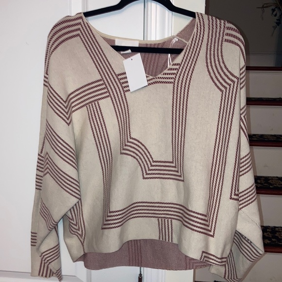 H&M Geometric Sweater - Picture 1 of 6